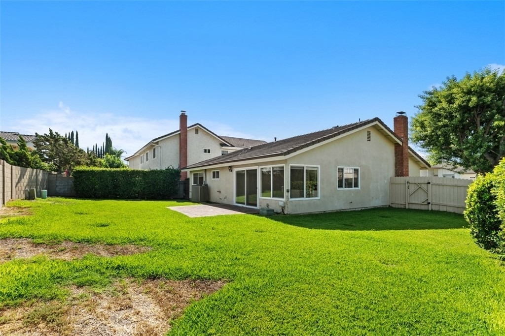 3491 Birch Street - Photo 35