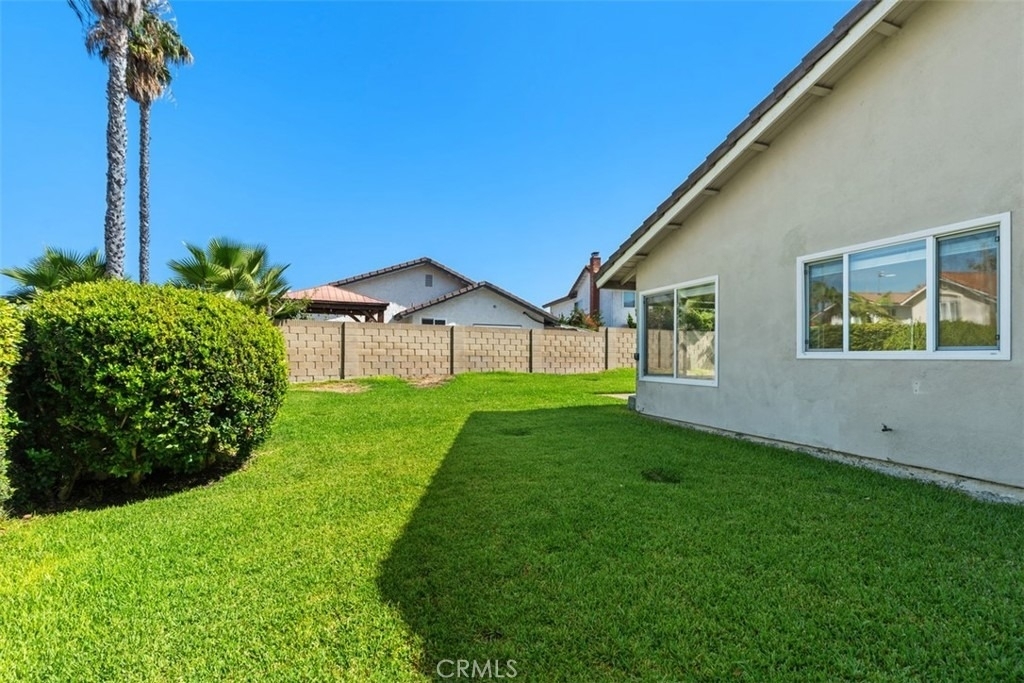 3491 Birch Street - Photo 34