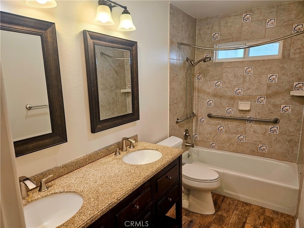 8926 Kennedy - Photo 5