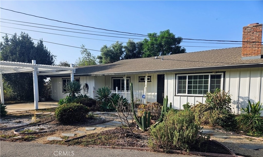 8926 Kennedy - Photo 1
