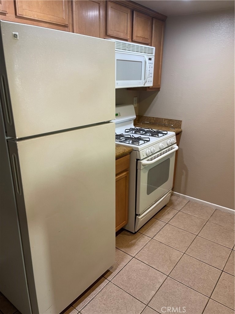 1132 W Blaine Street - Photo 35