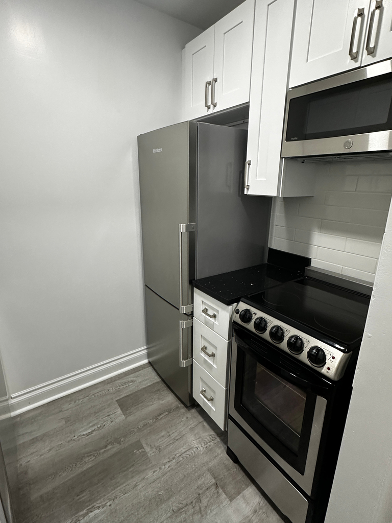 50 West 34th Street - Photo 5