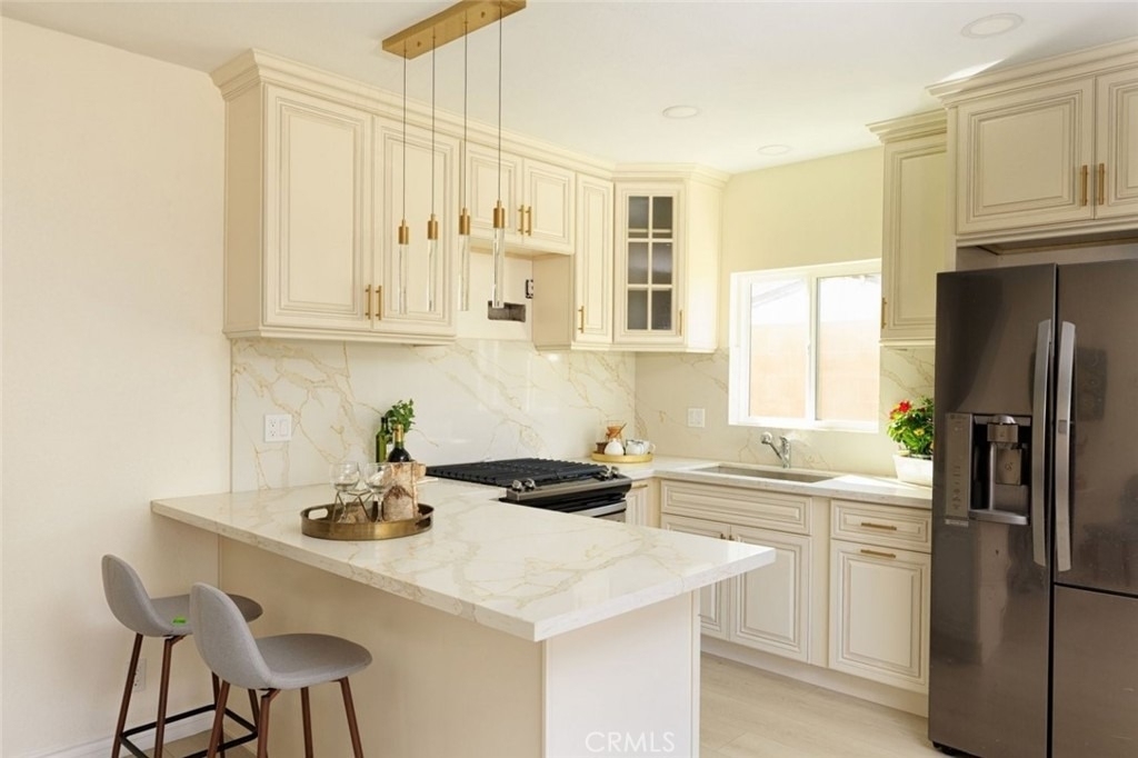 1737 N Lima St - Photo 4