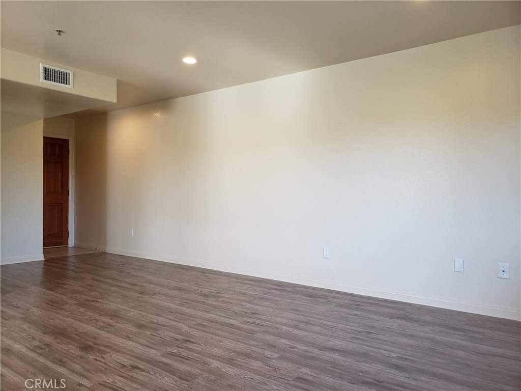 1131 E Doran - Photo 5