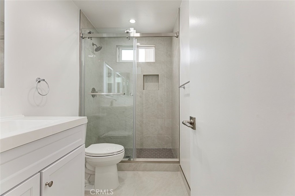 821 N Maple - Photo 16