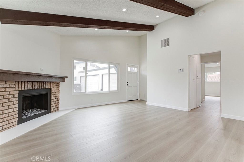 821 N Maple - Photo 3