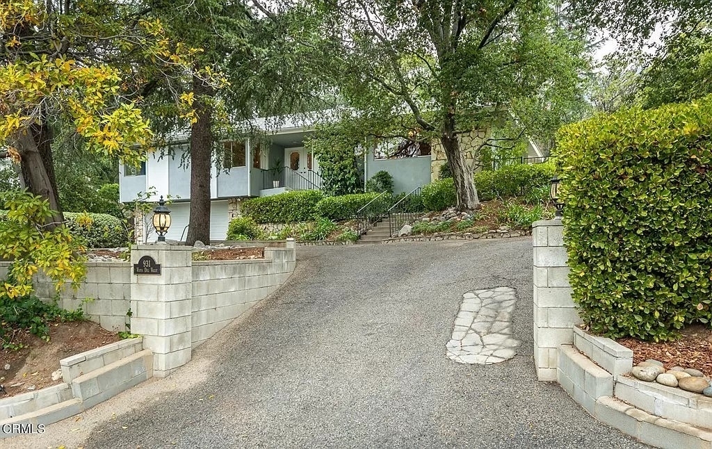 931 Vista Del Valle - Photo 3