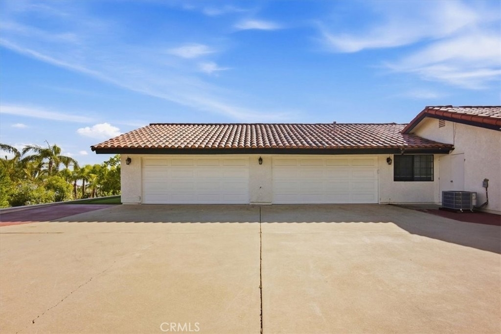 5087 Granada Court - Photo 54