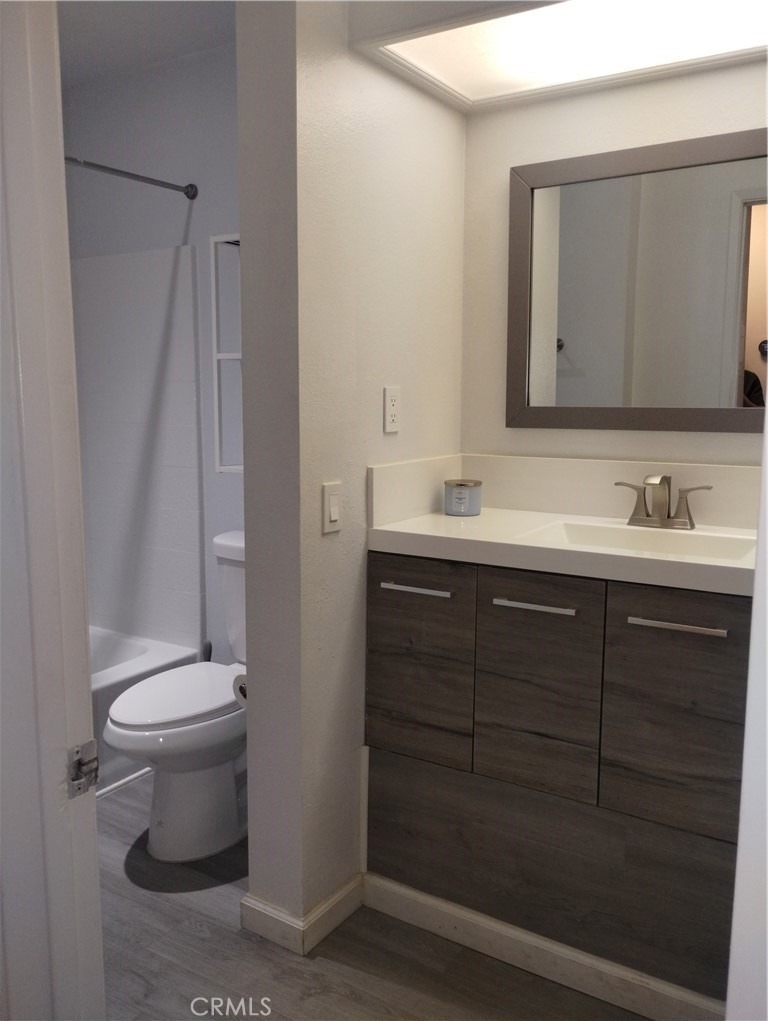 149 W 6th - Photo 12