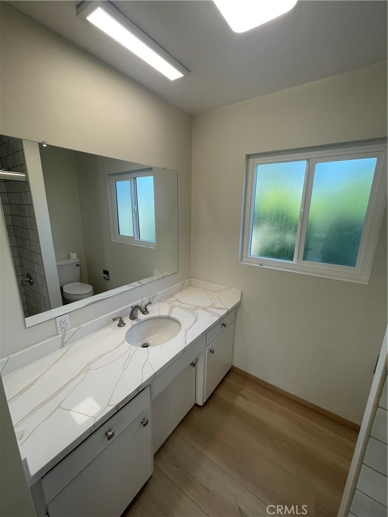 215 11th Street - Photo 8