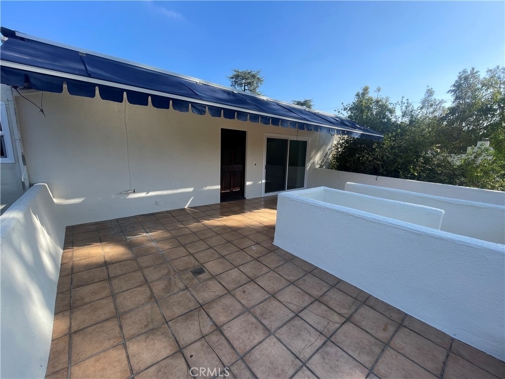 215 11th Street - Photo 1