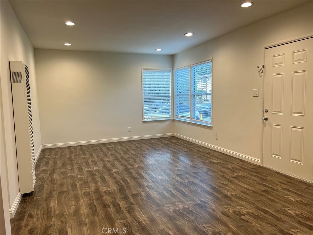 3100 Livonia Avenue - Photo 9