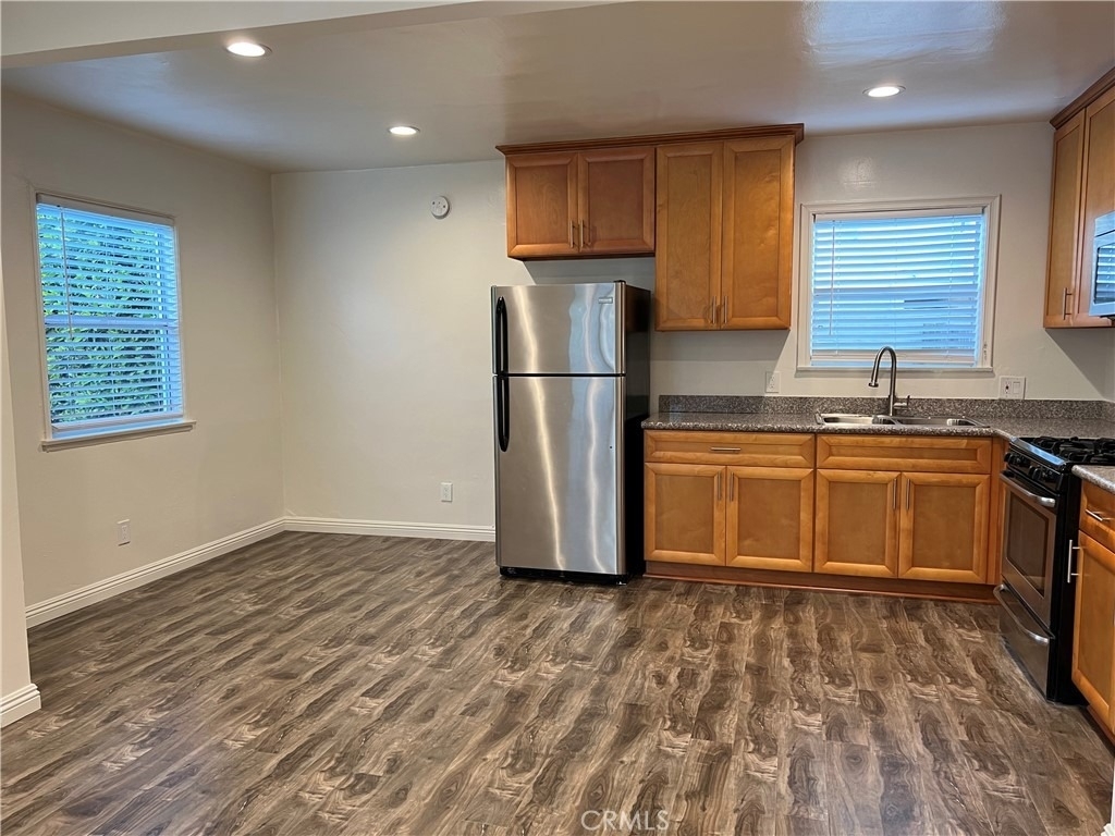 3100 Livonia Avenue - Photo 10