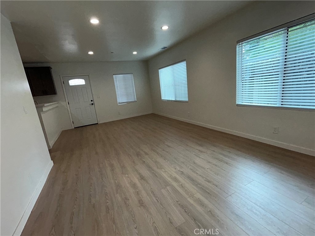 1611 N Niagara - Photo 18