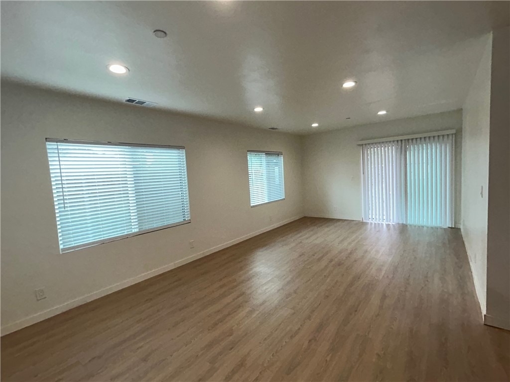 1611 N Niagara - Photo 17