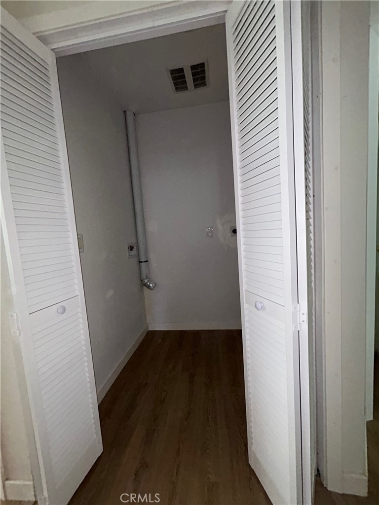 1611 N Niagara - Photo 4
