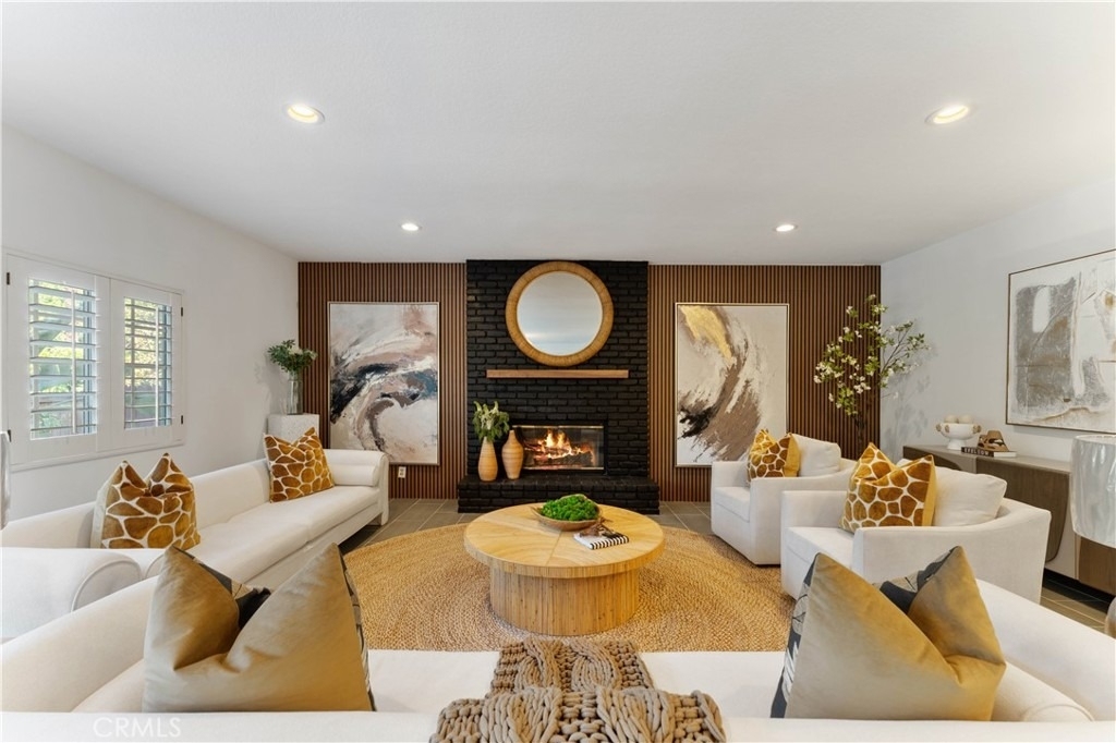 1011 Rodeo Road - Photo 10