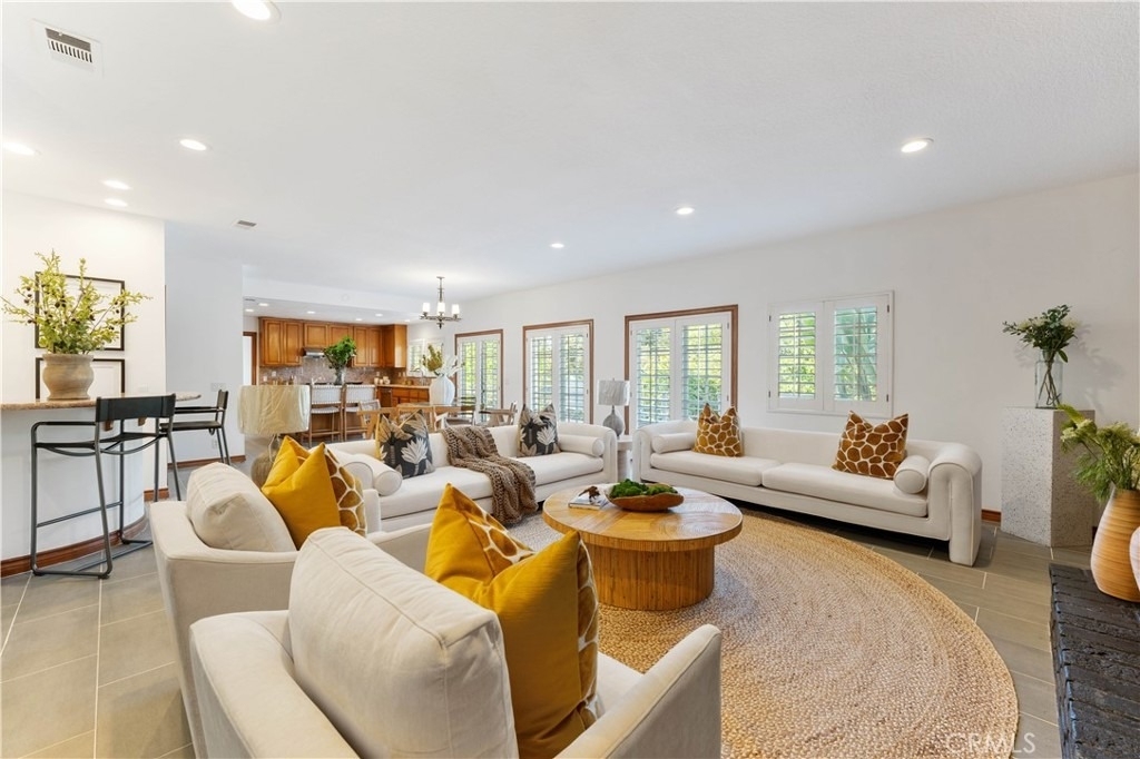 1011 Rodeo Road - Photo 12