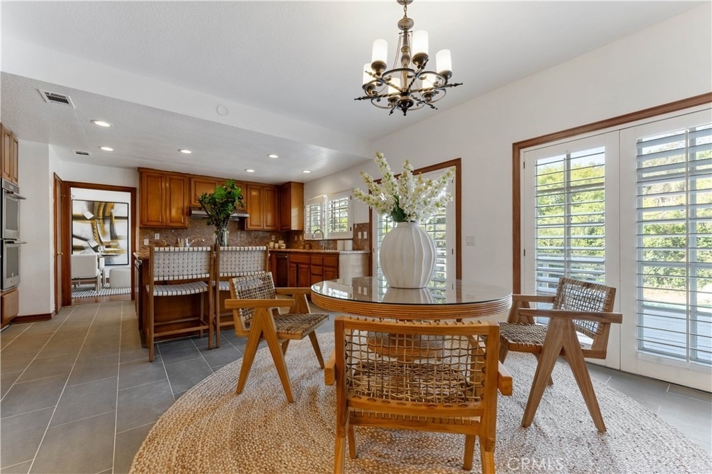 1011 Rodeo Road - Photo 14