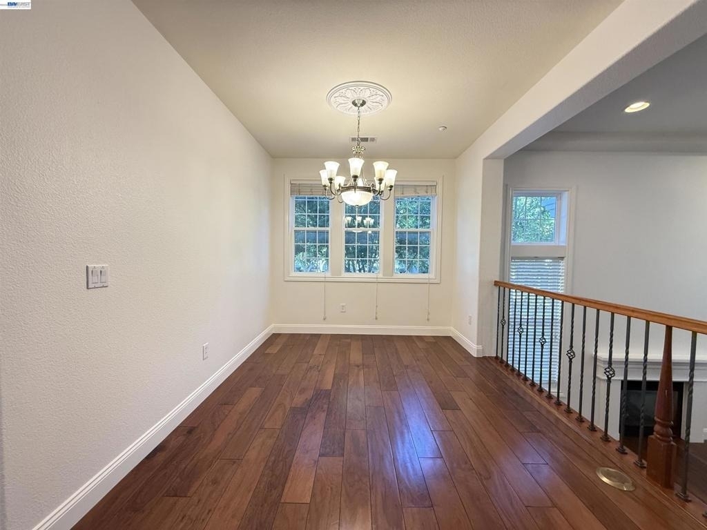 3687 Whitworth Dr - Photo 6