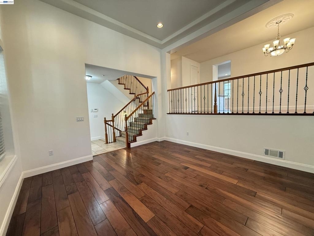 3687 Whitworth Dr - Photo 5
