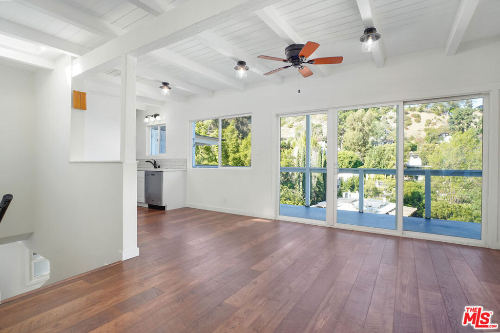 8559 Brier Drive - Photo 4
