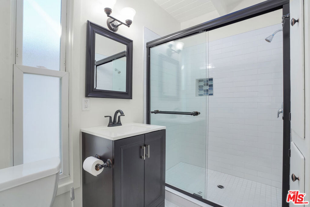 8559 Brier Drive - Photo 3