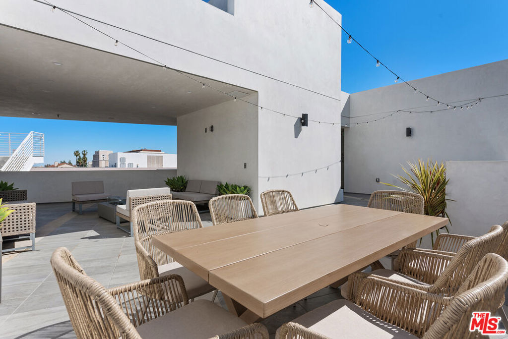 160 Chestnut Street - Photo 12