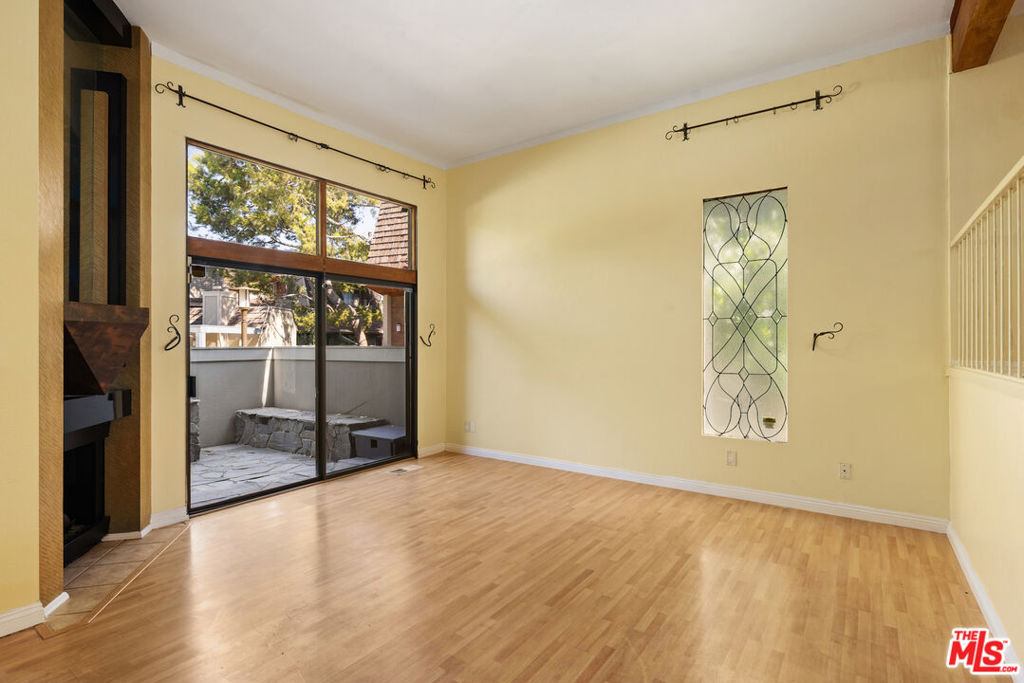 13360 Maxella Avenue - Photo 7