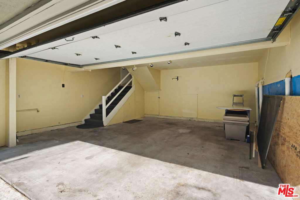 13360 Maxella Avenue - Photo 25
