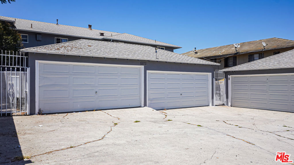 4030 Abourne Road - Photo 22