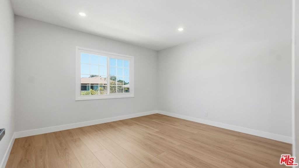 4030 Abourne Road - Photo 11