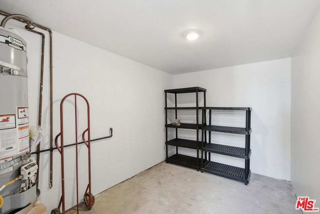 5915 1/4 Barton Avenue - Photo 17