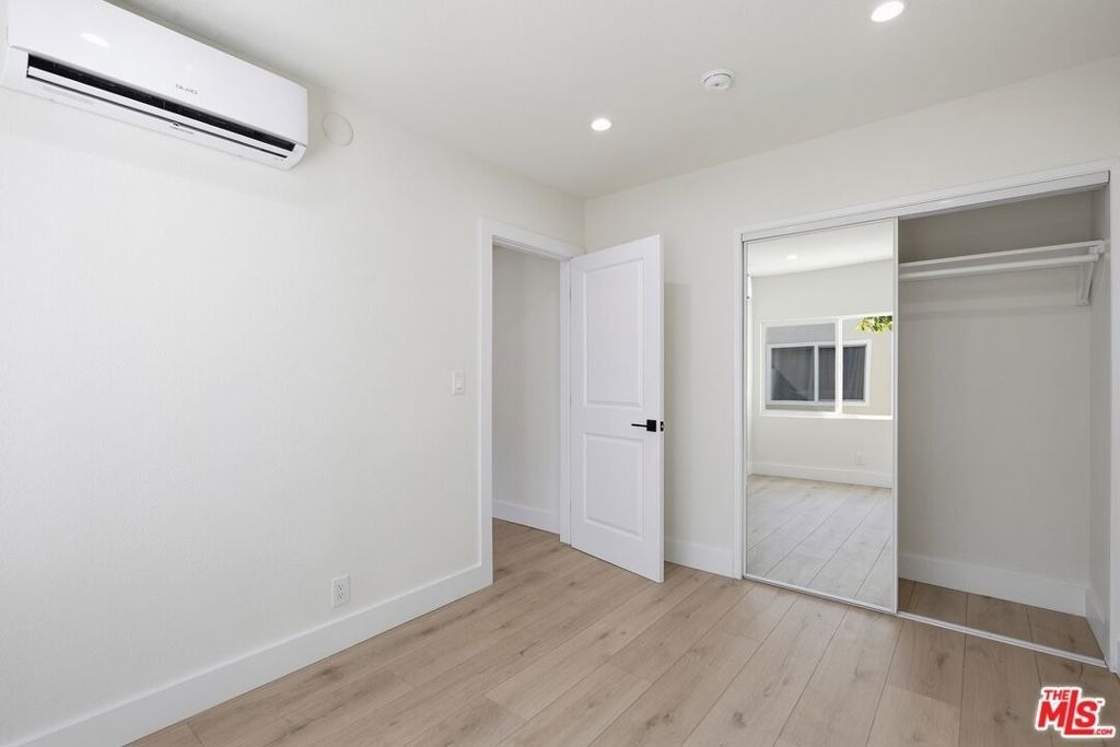 5915 1/4 Barton Avenue - Photo 14