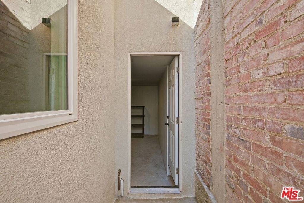 5915 1/4 Barton Avenue - Photo 16