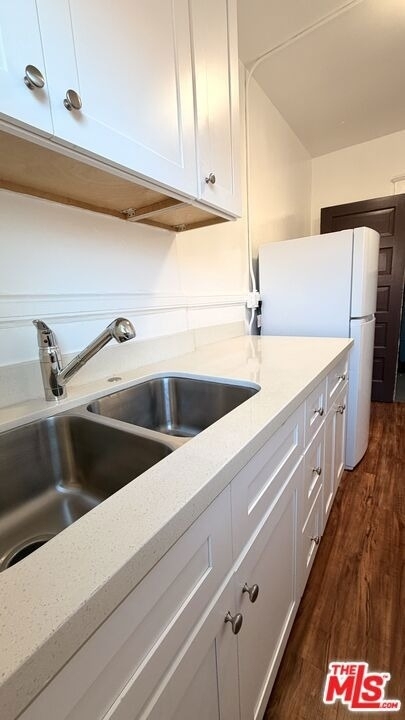54 Rose Avenue - Photo 10