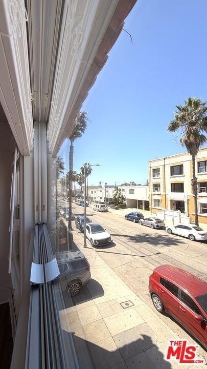54 Rose Avenue - Photo 0