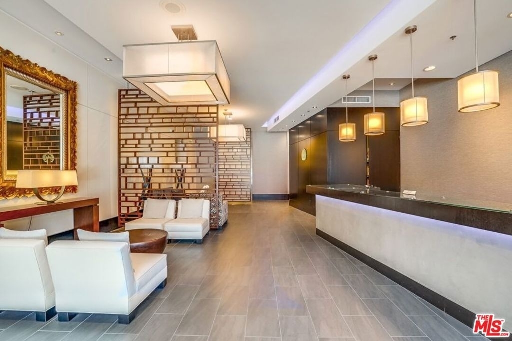 1100 S Hope Street - Photo 34