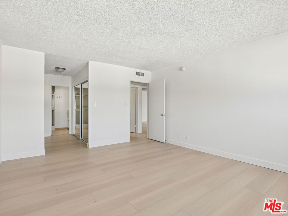 131 N Orlando Avenue - Photo 17