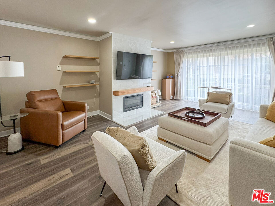 153 S Linden Drive - Photo 5