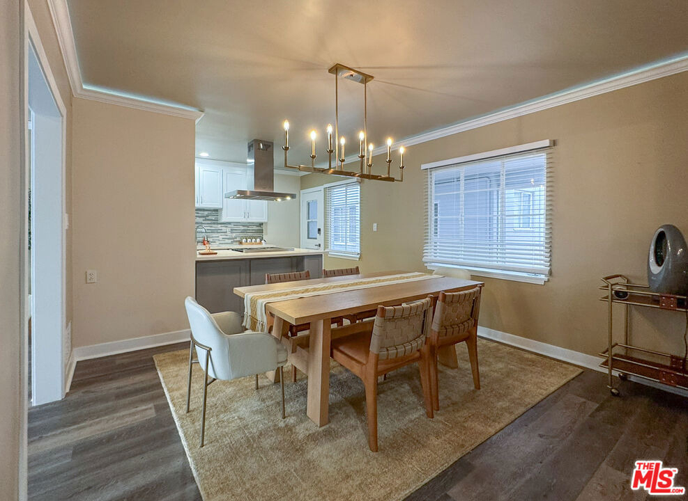 153 S Linden Drive - Photo 2