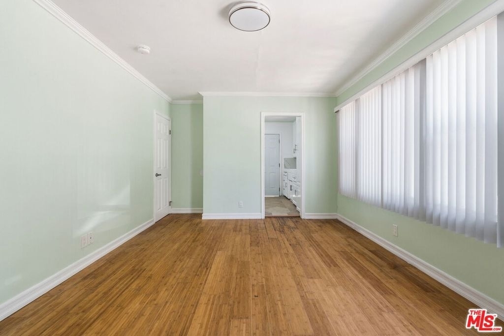 6018 Cadillac Avenue - Photo 7