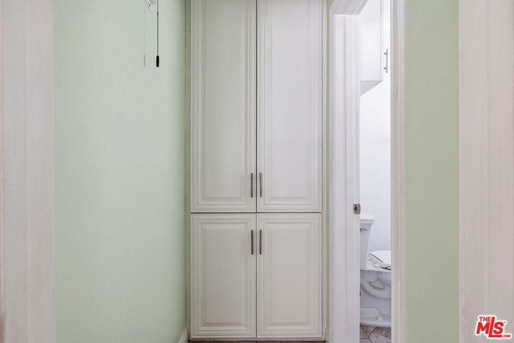 6018 Cadillac Avenue - Photo 4
