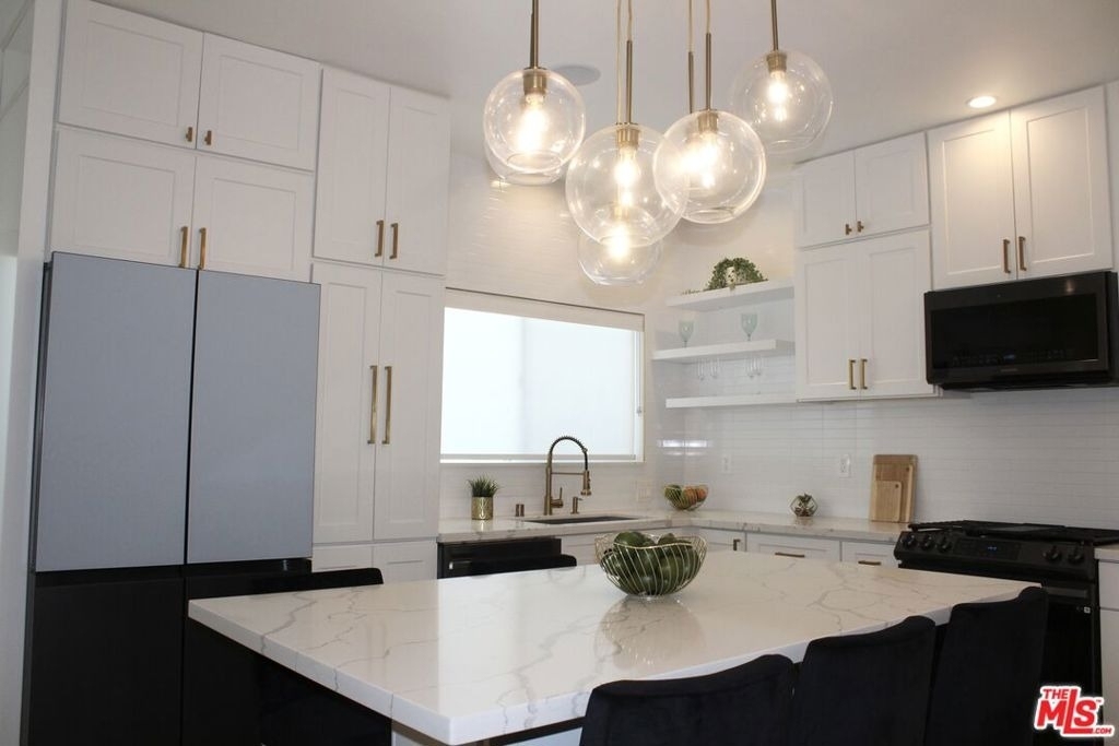 1520 S Burnside Avenue - Photo 11