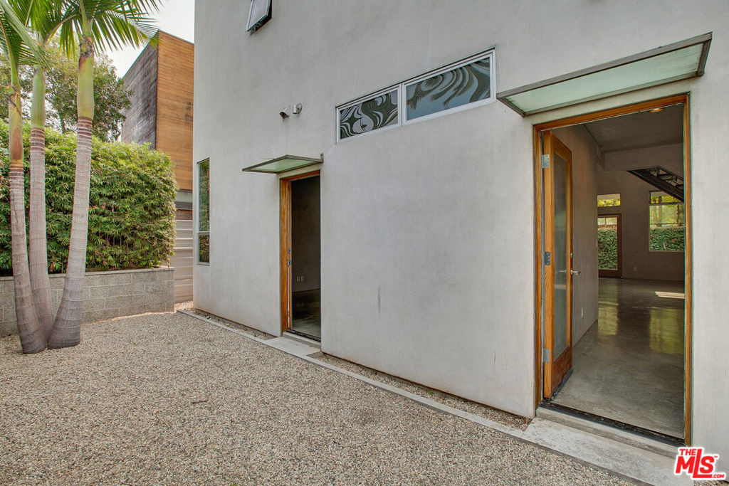 538 Broadway Street - Photo 31