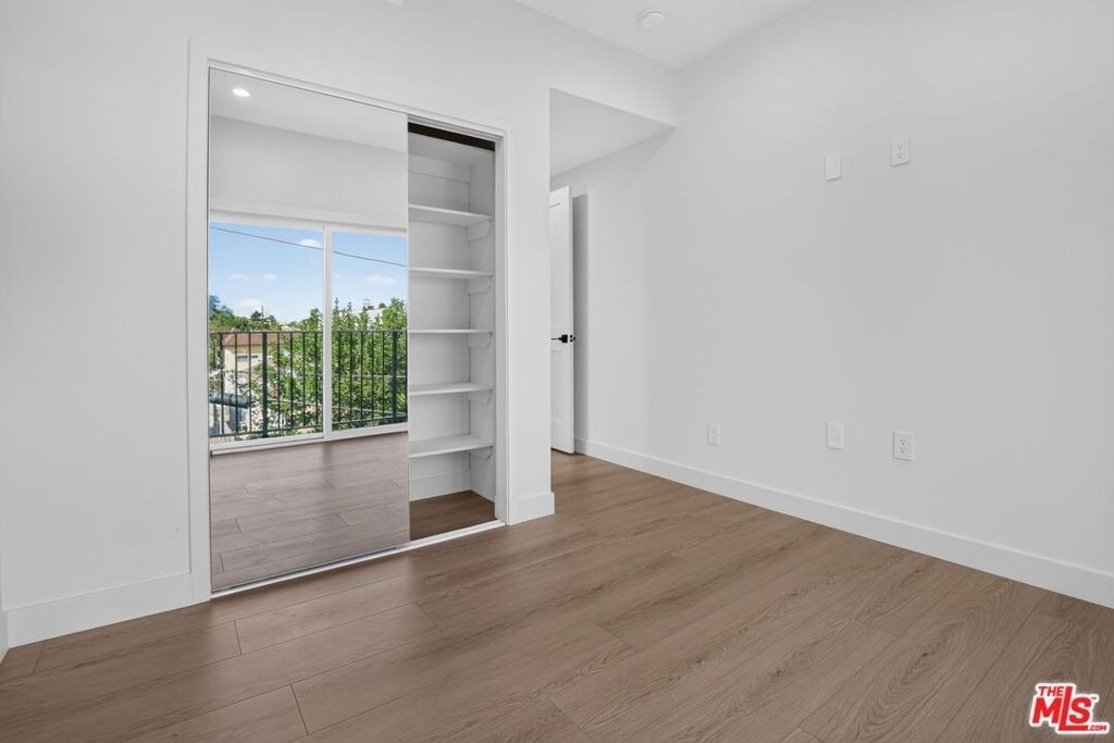 11302 Collins Street - Photo 13