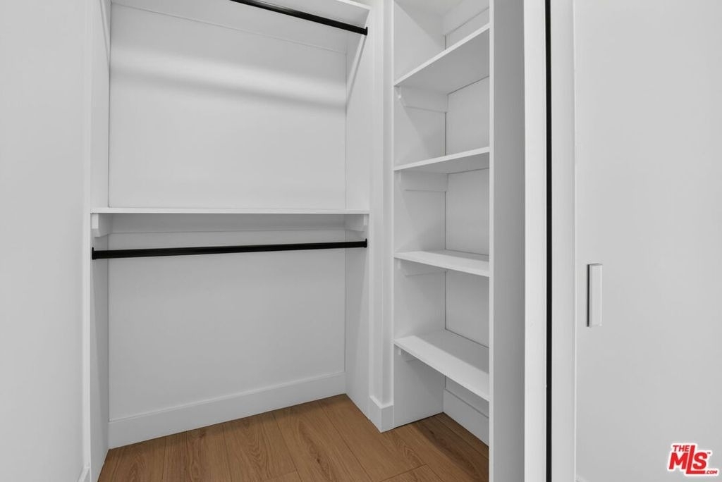 11302 Collins Street - Photo 28