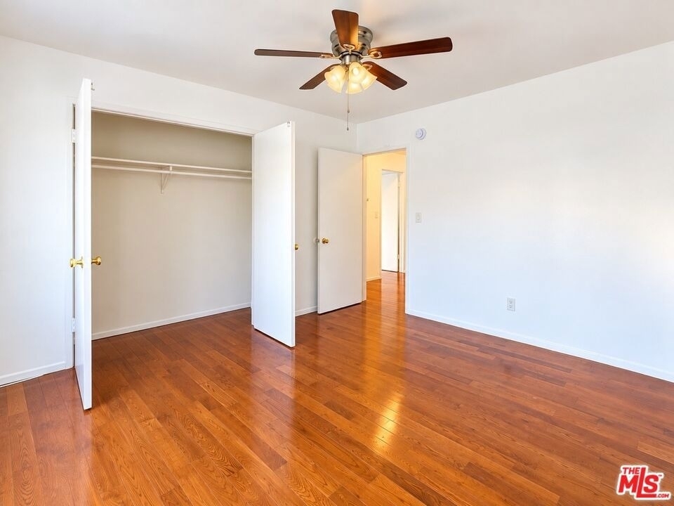 710 N Market Street - Photo 8