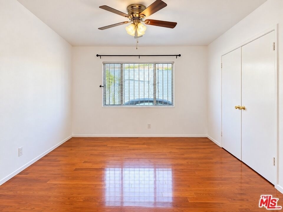 710 N Market Street - Photo 9