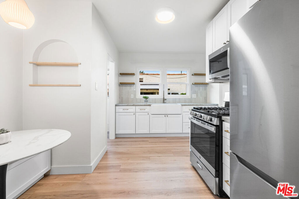 614 Romulo Street - Photo 9